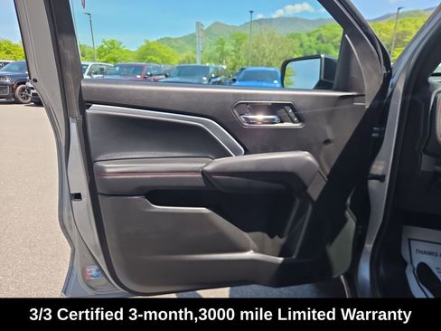 Used 2023 Chevrolet Colorado Z71 w/ Z71 Convenience Package 2 AWD/4WD image 12