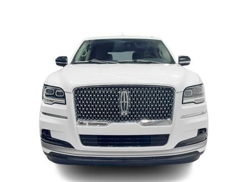 Used 2024 Lincoln Navigator Premiere image 6