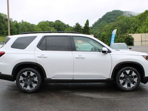 New 2026 Honda Pilot Elite image 7