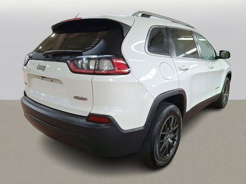Used 2019 Jeep Cherokee Latitude Plus w/ Comfort/Convenience Group image 5
