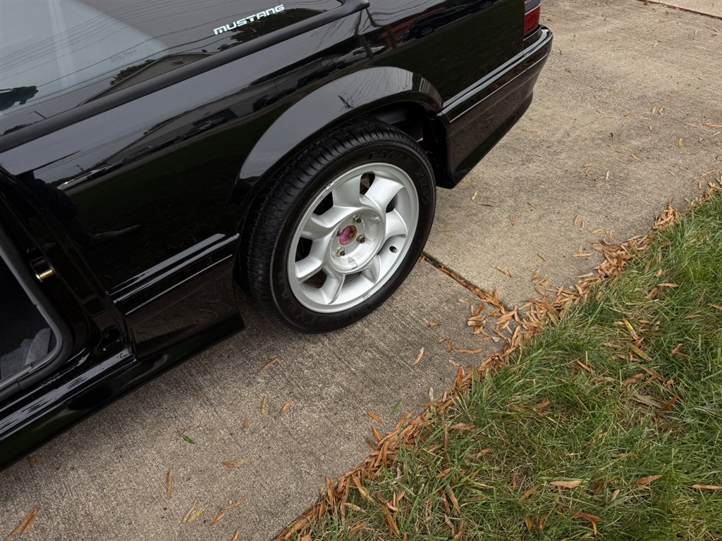 Used 1993 Ford Mustang Cobra RWD image 57