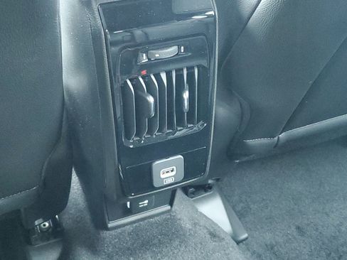 New 2026 Jeep Compass Limited image 11