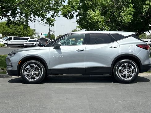 Used 2025 Chevrolet Blazer LT AWD/4WD image 5
