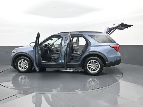 New 2026 Ford Explorer Active image 33