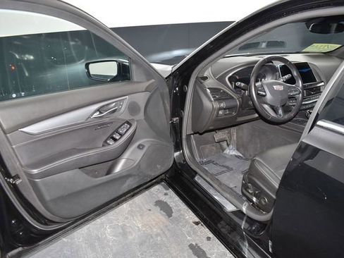 Used 2023 Cadillac CT5 Luxury image 12