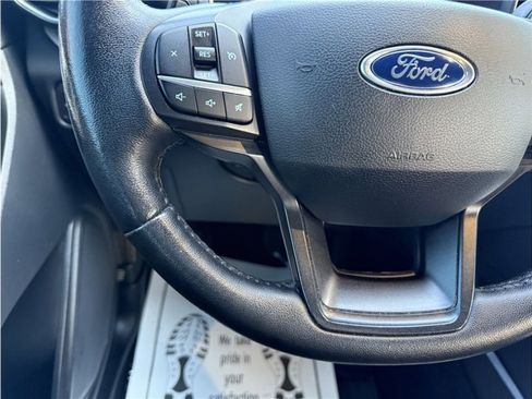 Used 2020 Ford Explorer XLT w/ Equipment Group 202A image 42