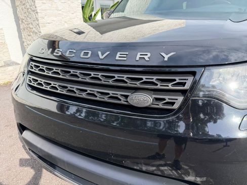 Used 2018 Land Rover Discovery SE AWD/4WD image 5