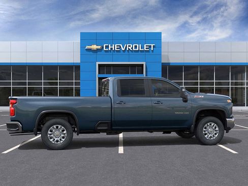 New 2026 Chevrolet Silverado 3500 LT w/ All Star Edition image 5