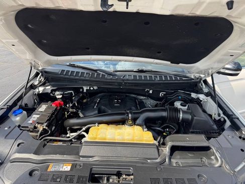 Used 2019 Lincoln Navigator Reserve AWD/4WD image 22