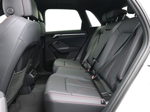 New 2025 Audi Q3 2.0T Premium Plus image 9