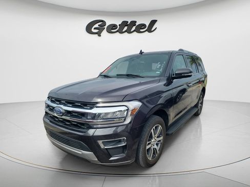 Used 2024 Ford Expedition Limited RWD image 3