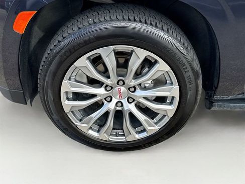 Used 2023 GMC Yukon XL Denali image 35