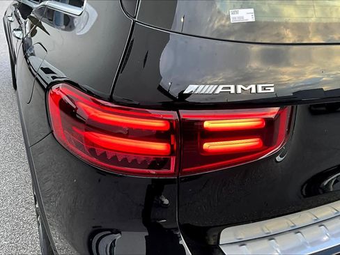 Used 2025 Mercedes-Benz GLB 35 AMG 4MATIC image 29
