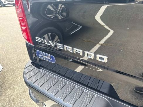 Used 2024 Chevrolet Silverado 1500 LT Trail Boss w/ LT Trail Boss Premium Package image 6