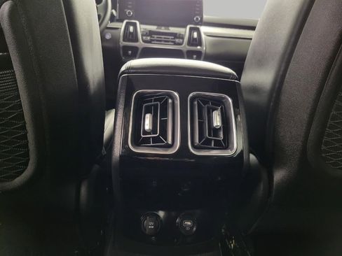 Used 2023 Kia Sorento SX AWD/4WD image 23