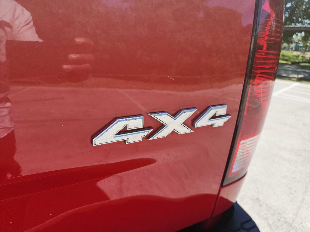 Used 2018 RAM 3500 Tradesman w/ Chrome Appearance Group AWD/4WD image 9