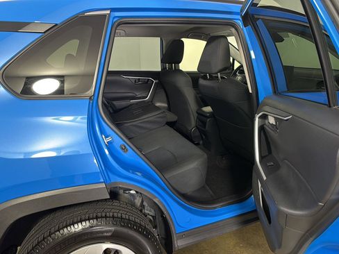 Used 2020 Toyota RAV4 LE w/ All Weather Liner Package FWD image 16