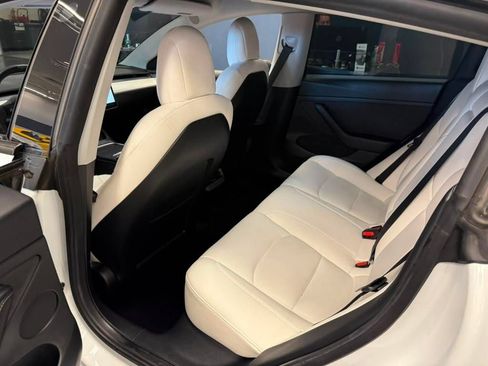 Used 2022 Tesla Model 3 Performance AWD/4WD image 12