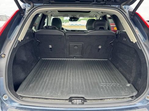 Used 2021 Volvo XC60 T5 Inscription AWD/4WD image 6