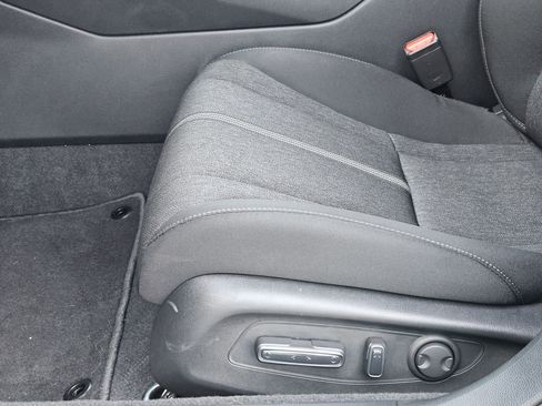 Used 2025 Honda Accord Sport image 29