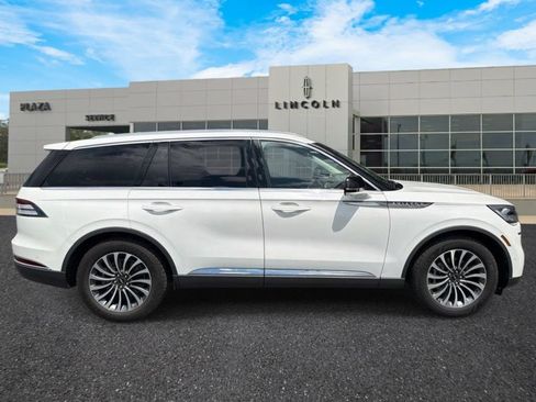Certified 2021 Lincoln Aviator Reserve w/ Elements Package Plus RWD image 2