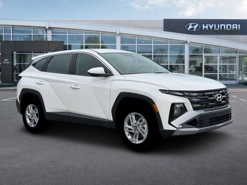 Certified 2026 Hyundai Tucson SE AWD/4WD image 10