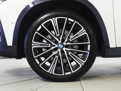Certified 2023 BMW X1 xDrive28i w/ Convenience Package AWD/4WD image 5