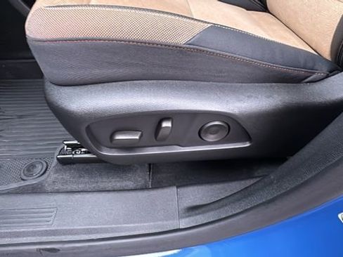 Used 2025 Chevrolet Equinox ACTIV image 30