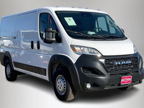New 2024 RAM ProMaster 2500 w/ Convenience Group image 1