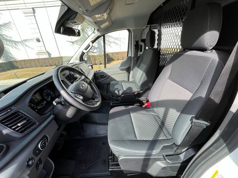 Used 2024 Ford Transit 250 Low Roof w/ Exterior Upgrade Package image 17