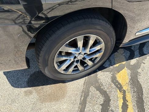 Used 2013 INFINITI JX35 AWD w/ Premium Pkg image 6