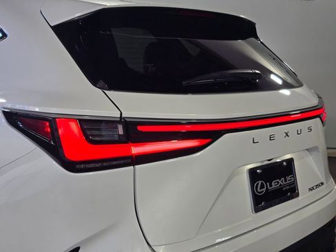 Used 2026 Lexus NX 350h FWD w/ Premium image 10