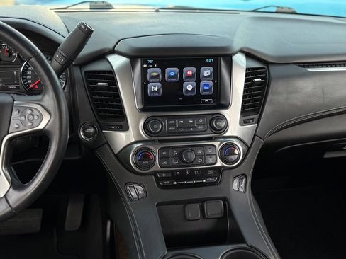 Used 2019 Chevrolet Tahoe LT w/ Luxury Package AWD/4WD image 23