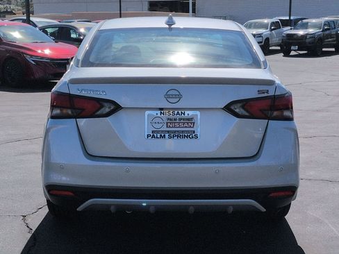 New 2025 Nissan Versa SR w/ Trunk Package FWD image 4