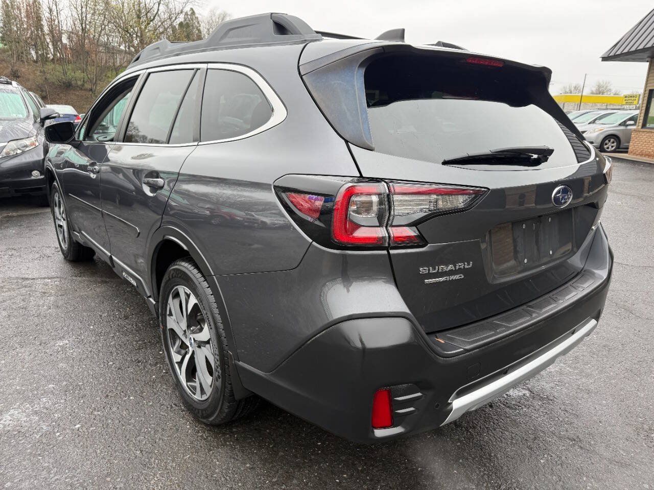Used 2020 Subaru Outback Limited w/ Popular Package #2 AWD/4WD image 7