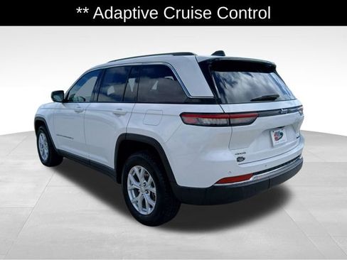 Used 2023 Jeep Grand Cherokee Limited image 3