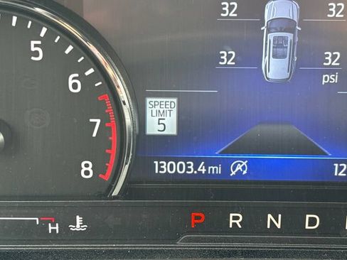 Used 2023 Ford Explorer XLT w/ Equipment Group 202A AWD/4WD image 19