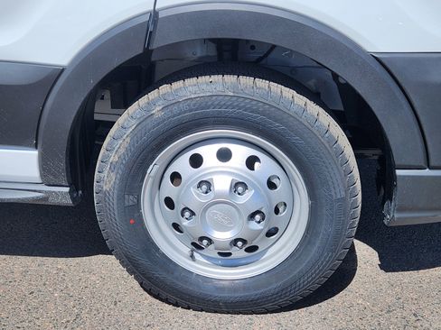 New 2026 Ford Transit 250 148 Medium Roof Extended AWD image 10