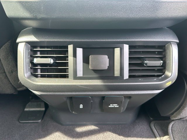 Used 2023 Ford F150 Lariat AWD/4WD image 23