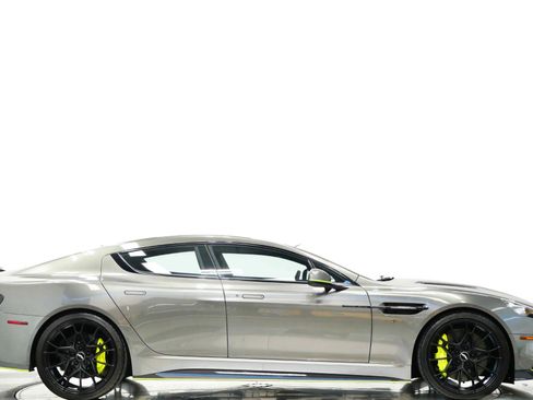 Used 2019 Aston Martin Rapide AMR RWD image 2