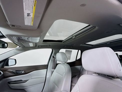 Used 2019 GMC Acadia SLT image 22