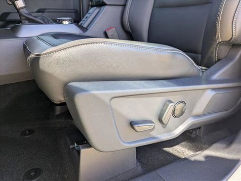 New 2025 Ford Bronco Outer Banks image 4