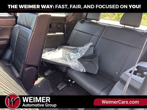 Used 2024 Hyundai Santa Fe Limited AWD/4WD image 21