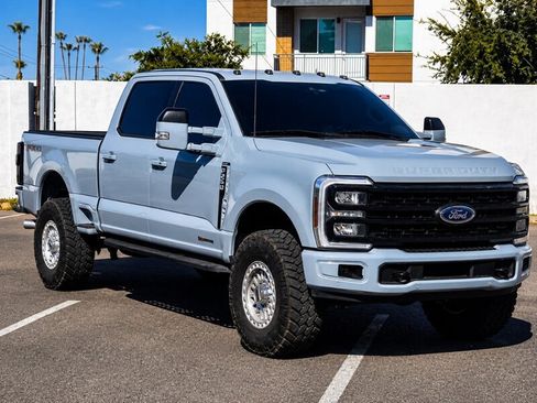 Used 2024 Ford F250 Lariat w/ Lariat Ultimate Package AWD/4WD image 1