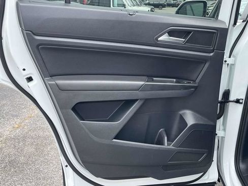 Used 2021 Volkswagen Atlas SEL AWD/4WD image 18