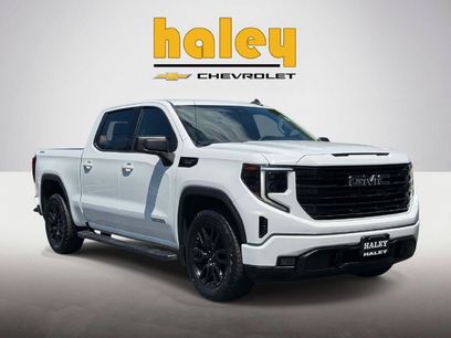 Used 2023 GMC Sierra 1500 Elevation w/ Preferred Package