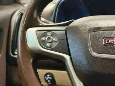 Used 2019 GMC Canyon SLE w/ SLE Convenience Package image 43