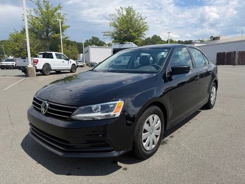 Used 2016 Volkswagen Jetta S FWD image 1