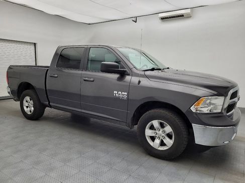 Used 2021 RAM 1500 Classic SLT AWD/4WD image 11