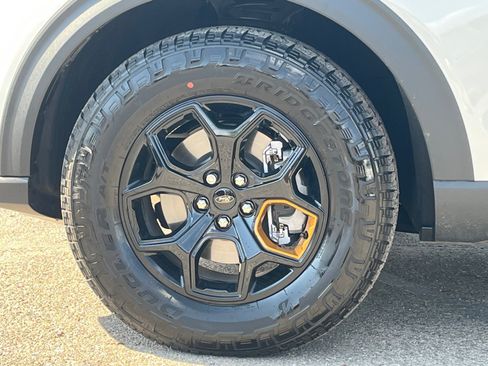 Used 2026 Ford Explorer Tremor w/ Tremor Ultimate Package AWD/4WD image 12